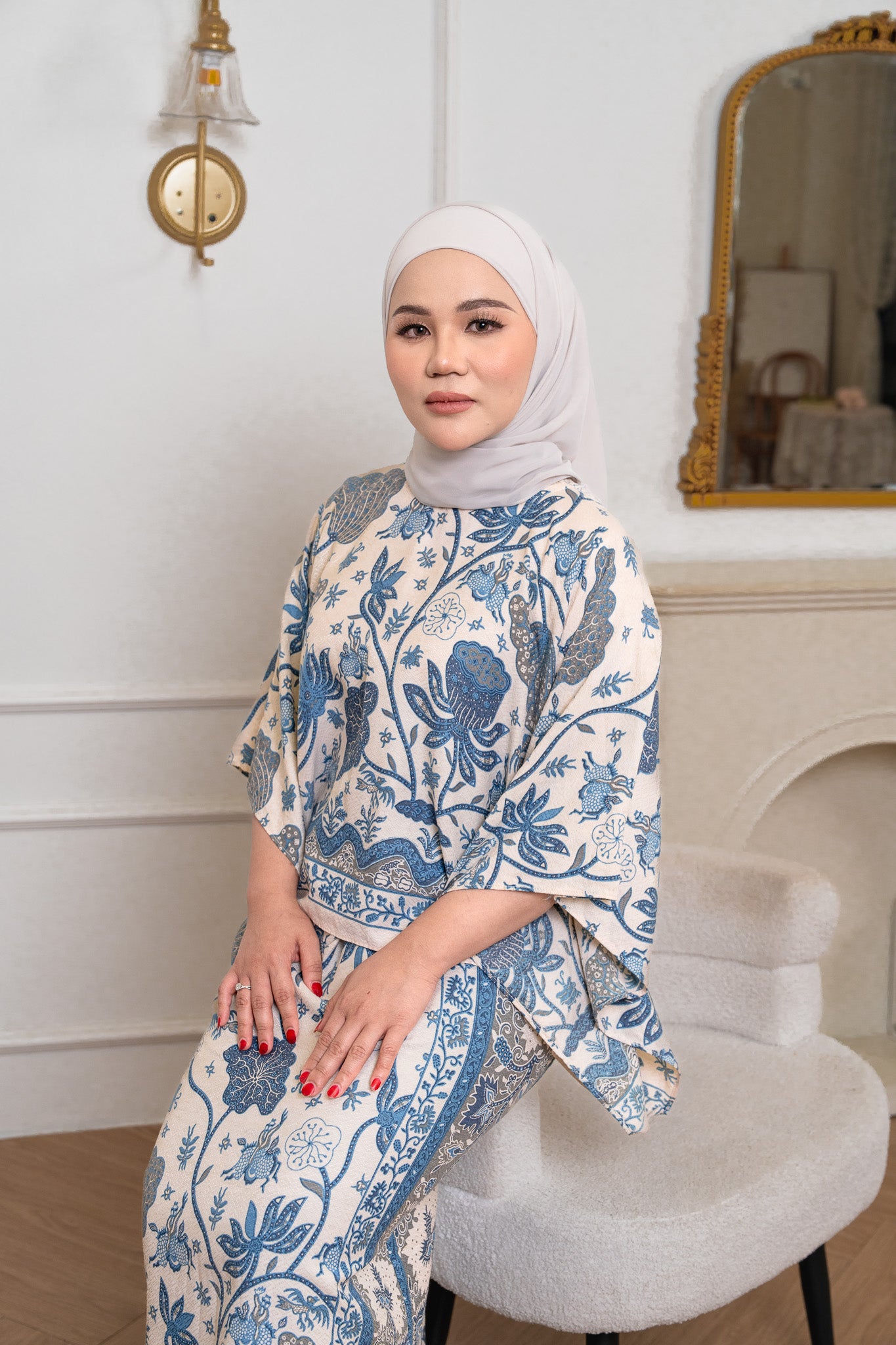 Aliya Kurung Set in Blue