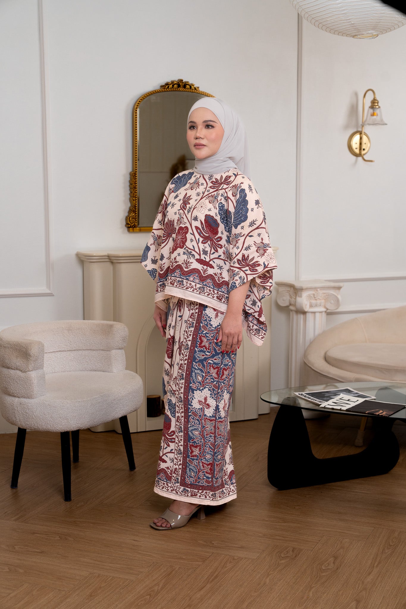 Aliya Kurung Set in Burgundy