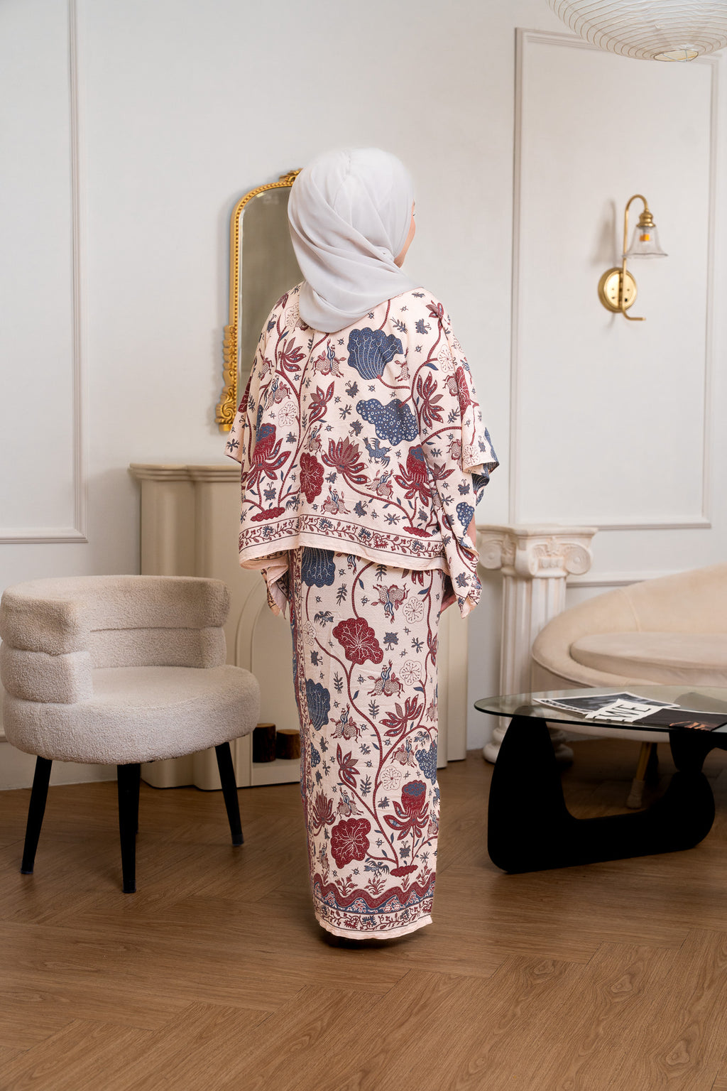 Aliya Kurung Set in Burgundy