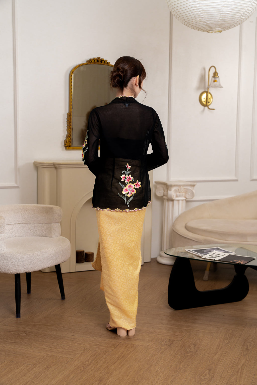 Serena Kebaya Set in Black